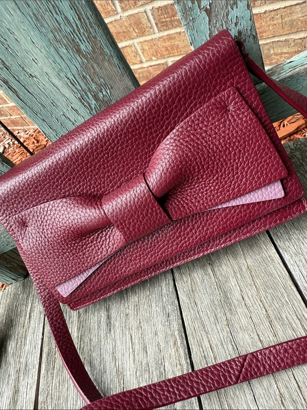 Kate spade โ ๏ธ Maroon Eden Lane Jacinda Crossbody Bag w/a darling bow ๐ accent - Picture 5 of 15